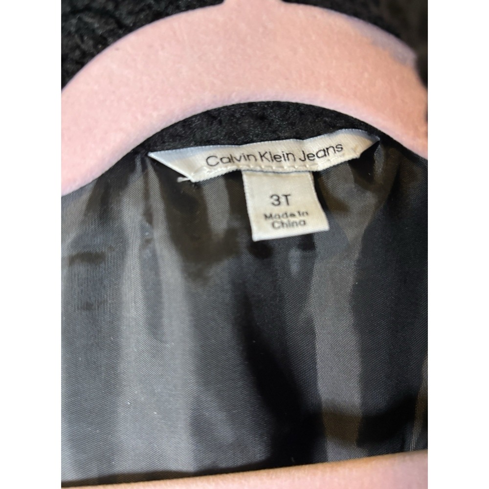 Calvin Klein Jeans Girls 3T Black Sherpa Fleece Puffer Vest Logo NWT - Picture 3 of 4